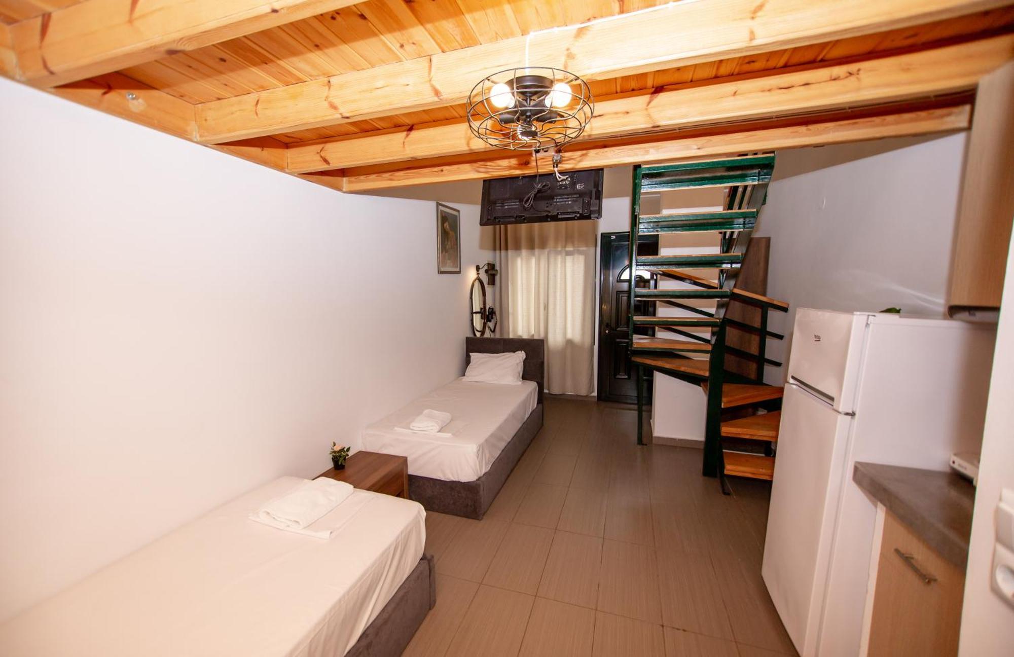 Sophia Seaview Suites & Restaurant Vrasná Kültér fotó