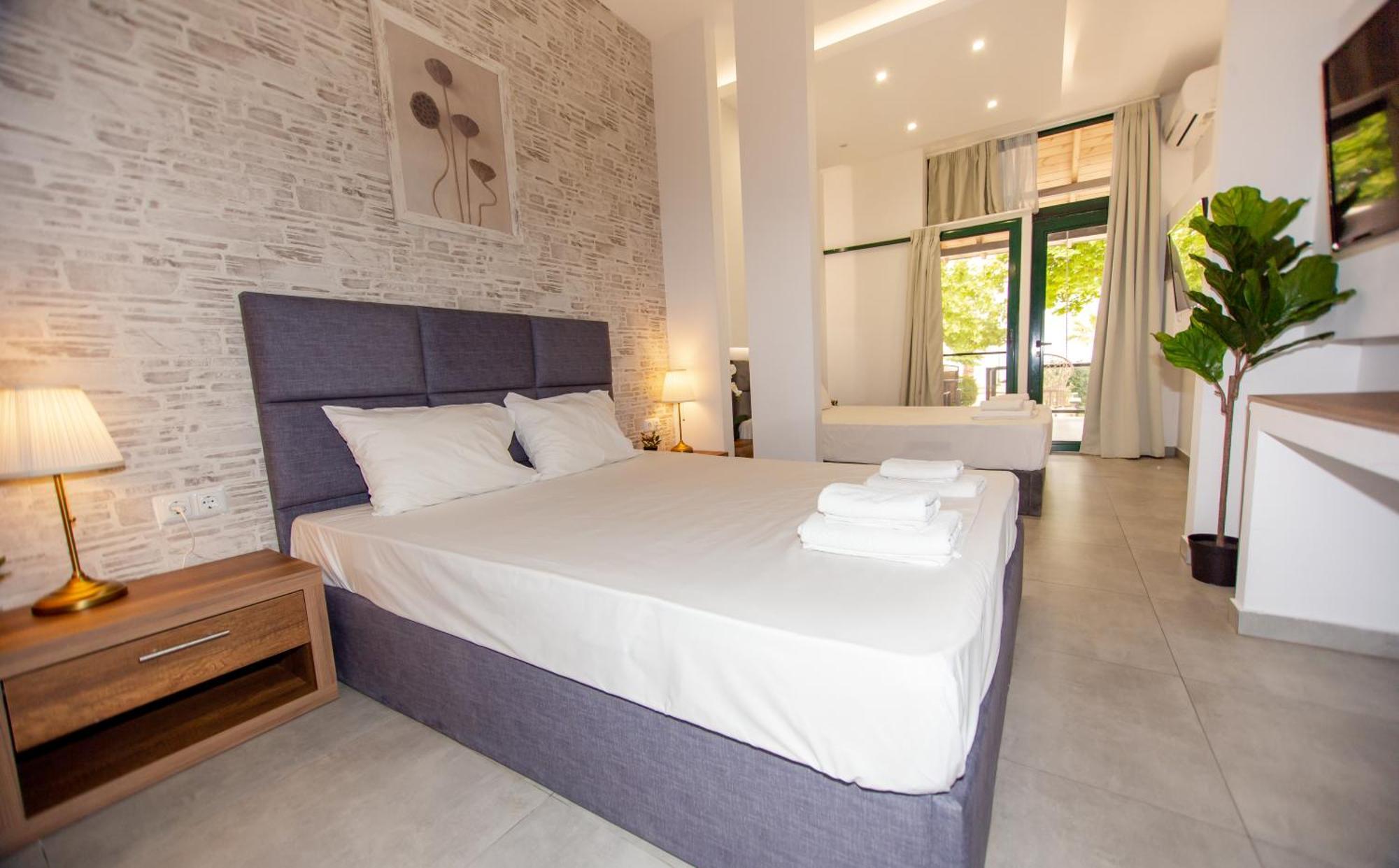 Sophia Seaview Suites & Restaurant Vrasná Kültér fotó